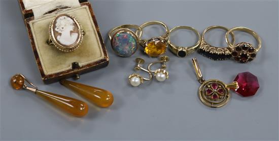 Six assorted gem set rings including five 9ct gold and other items including unmounted white opal and two pairs of 9ct ear studs.